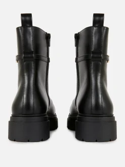 Botins Detalhe Fivela