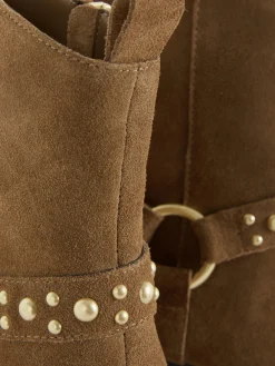 Botins Imitação Camurça Tachas Rita Ora