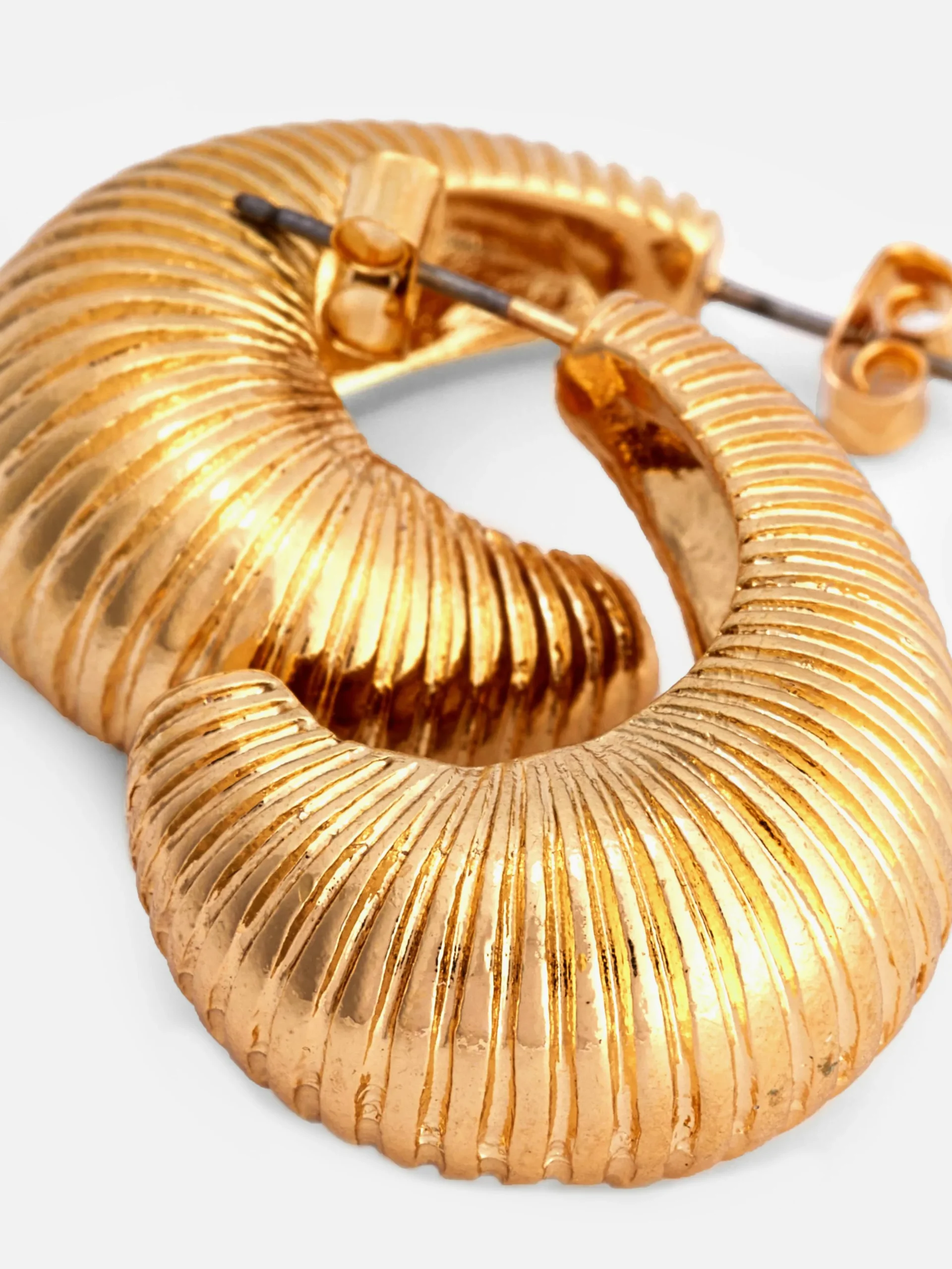 Brincos Argolas Curvas Texturados Canelados