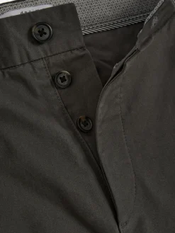 Calças Chino Elásticas Corte Perna Direita