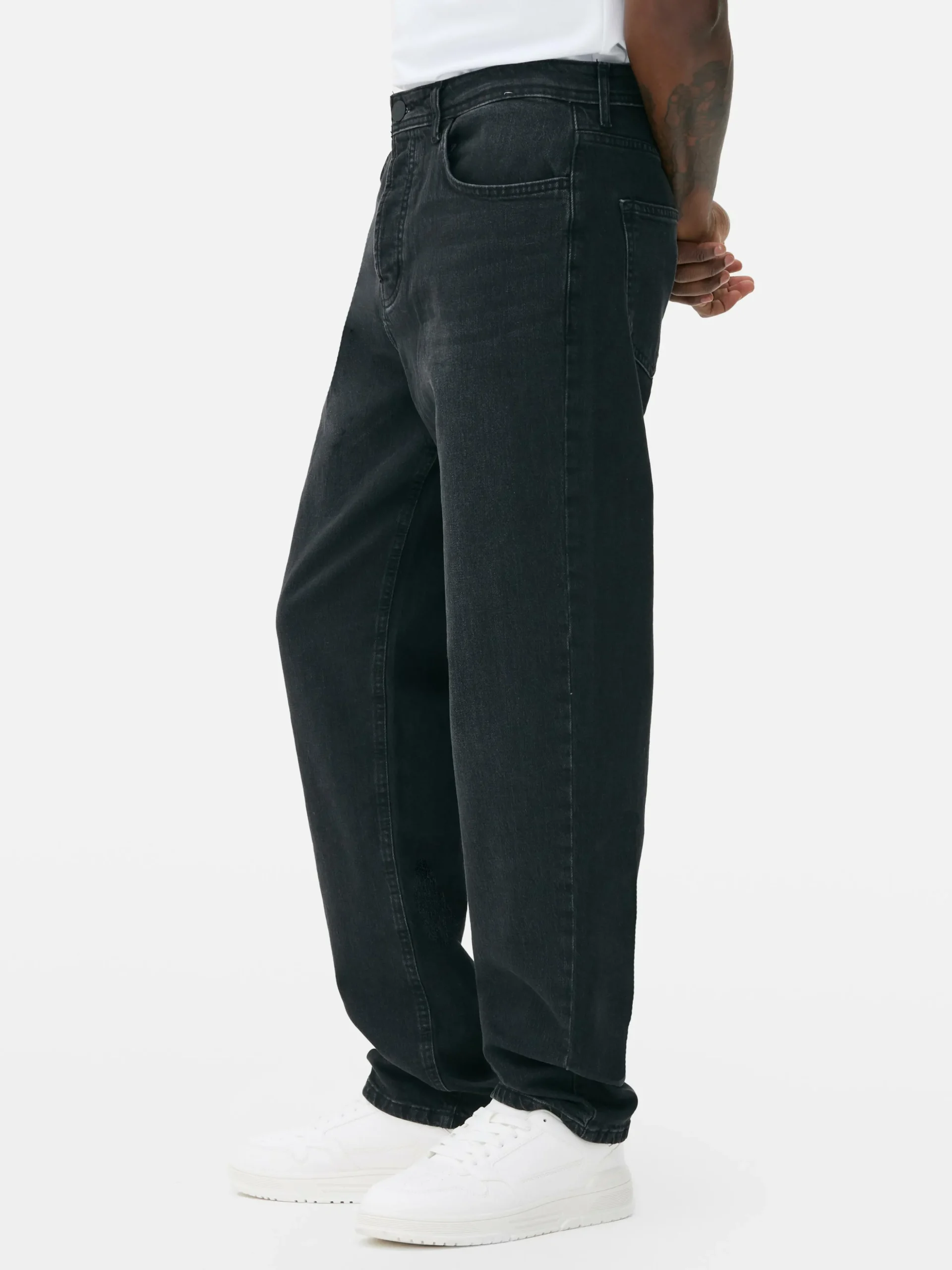 Calças Ganga Corte Perna Direita Folgada