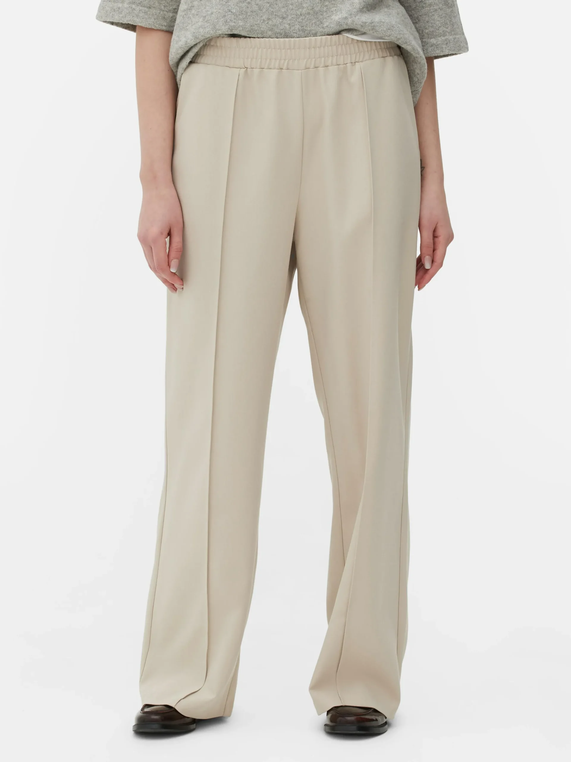 Calças Treino De Tecido Com Detalhes De Costura A Condizer