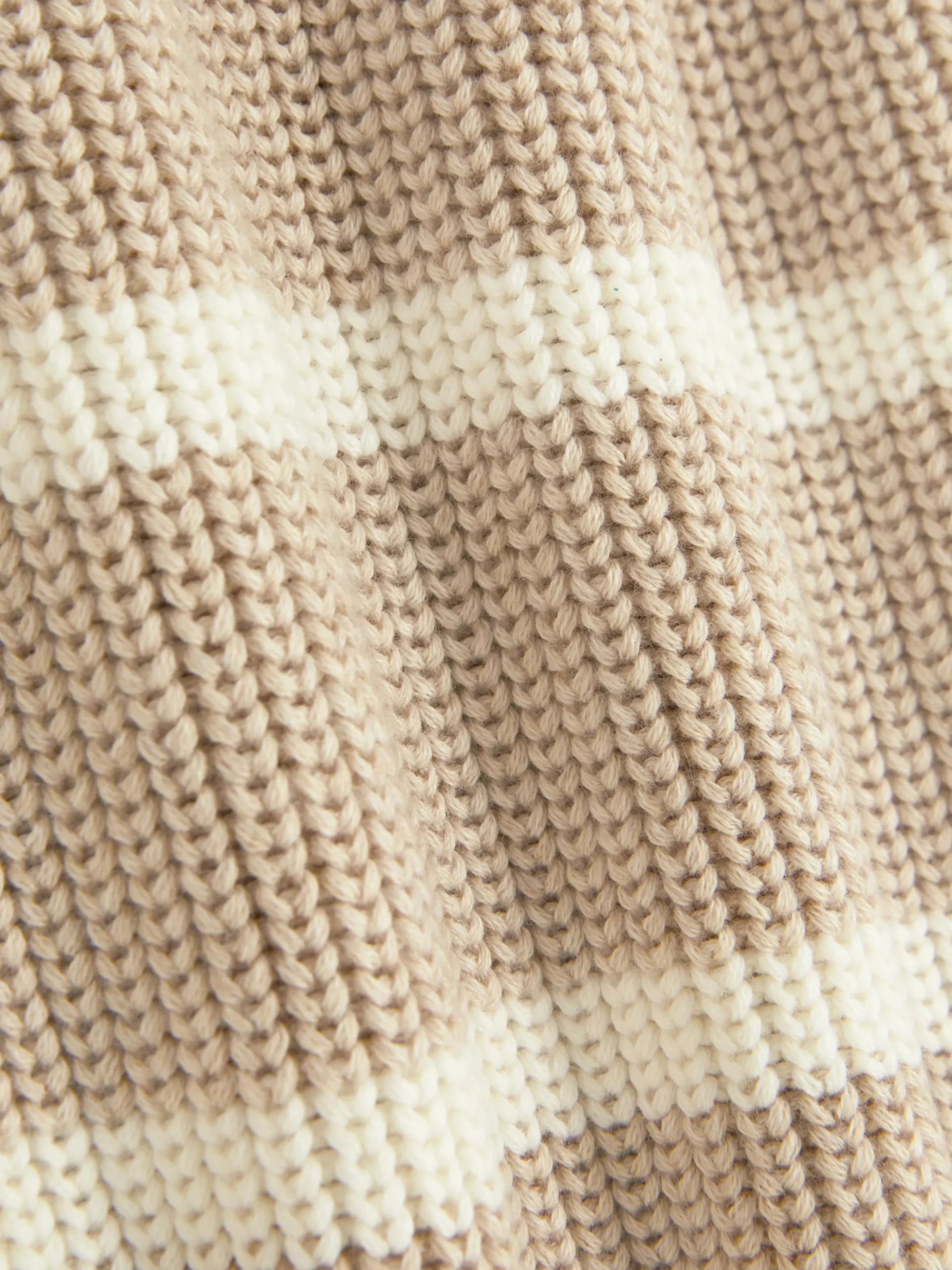 Camisola Gola Afunilada Riscas