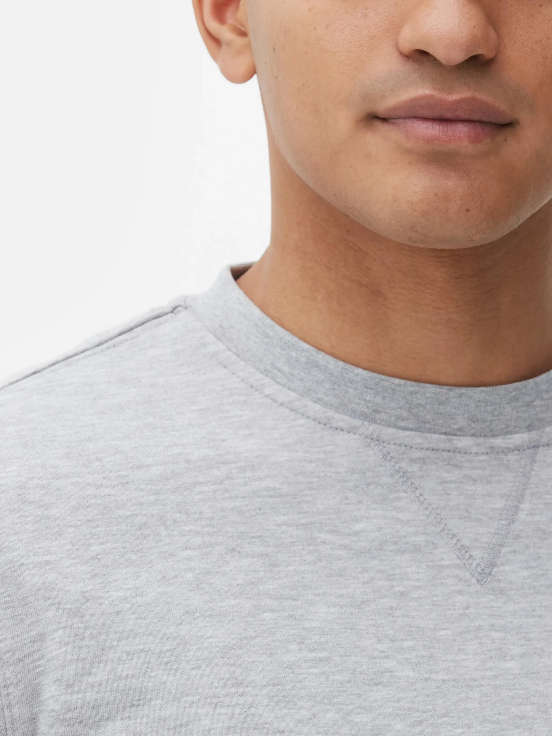 Camisola Gola Redonda