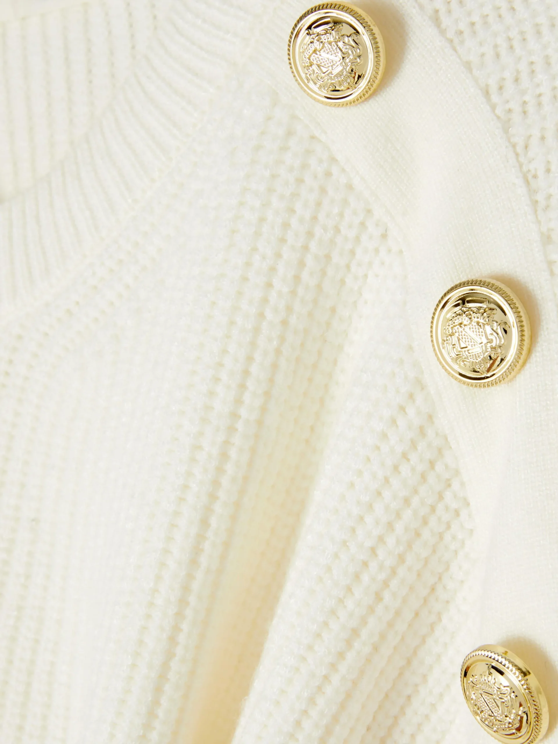 Camisola Gola Redonda Detalhe Botão