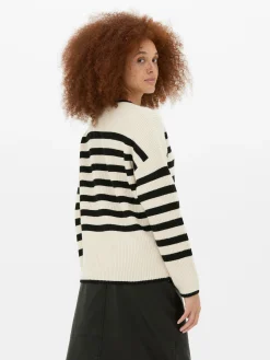 Camisola Gola Redonda Detalhe Botão