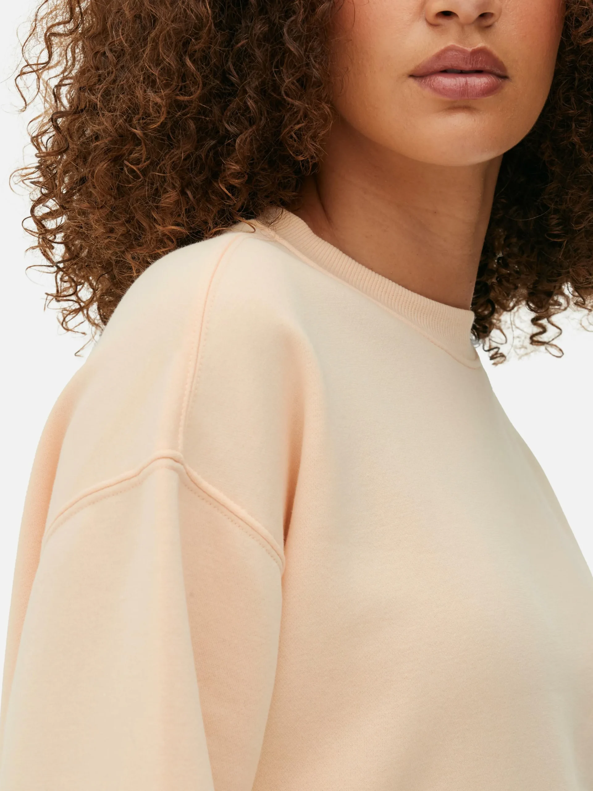 Camisola Gola Redonda Essencial