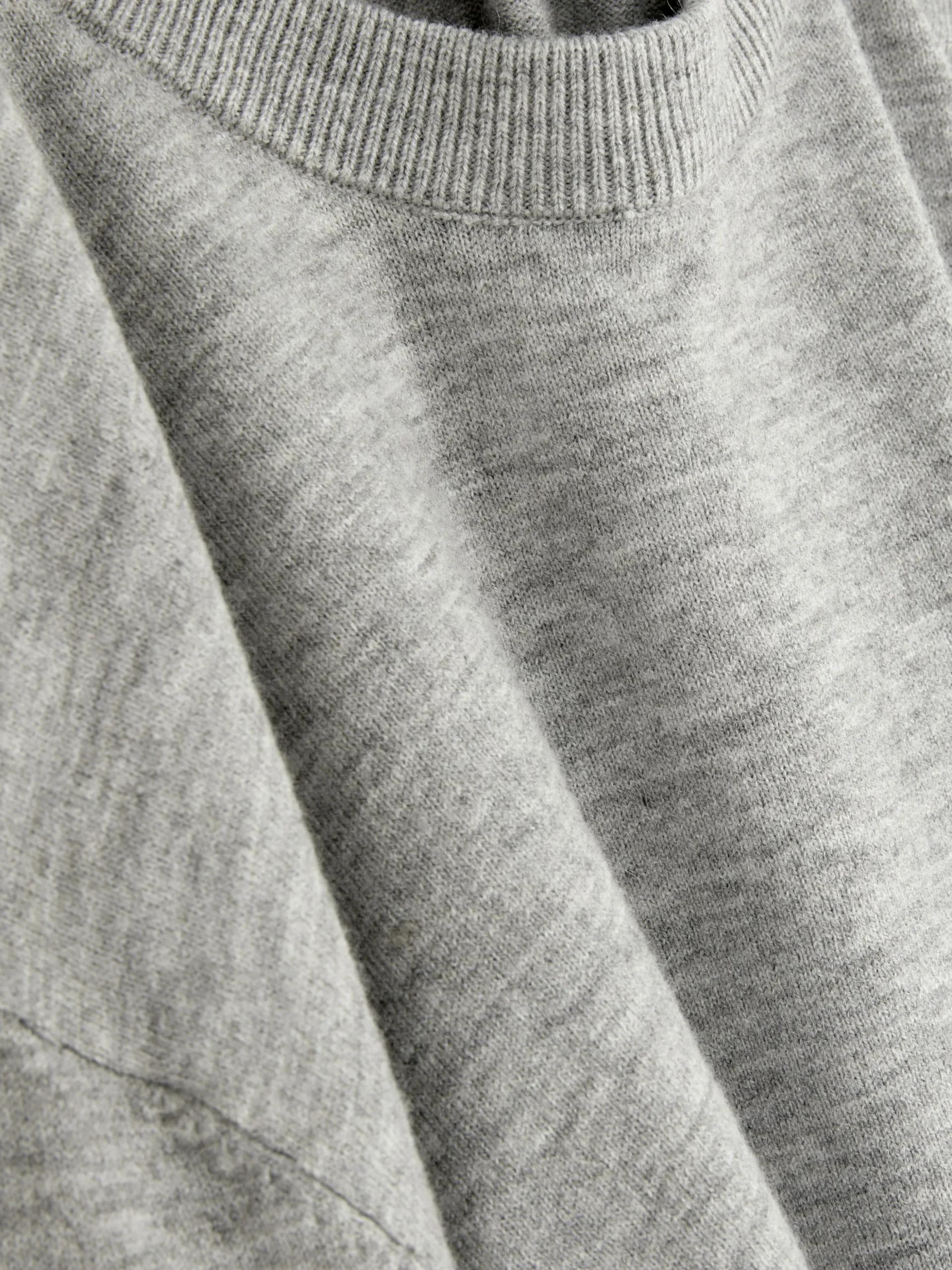 Camisola Malha Fina Gola Redonda