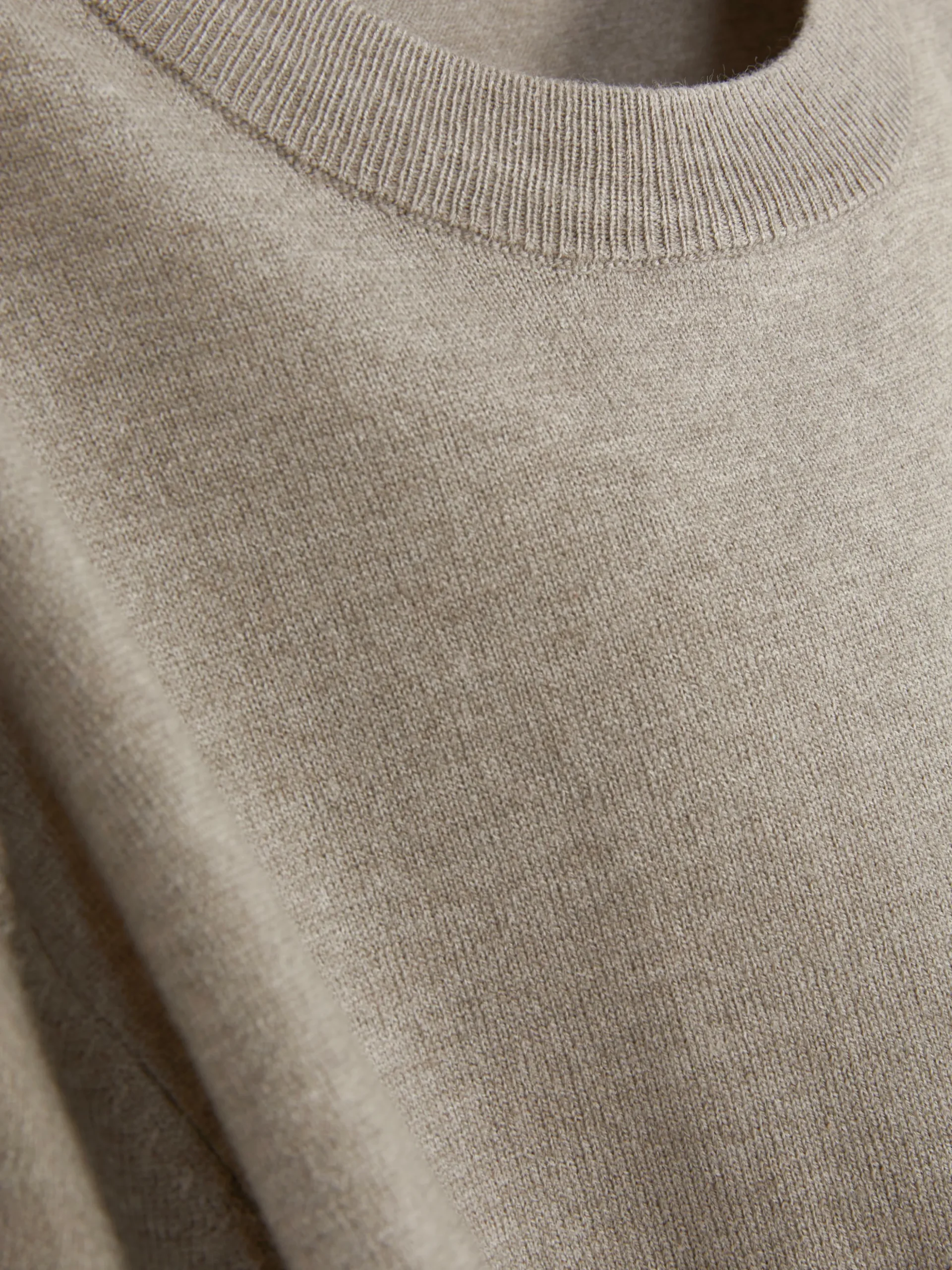 Camisola Malha Fina Gola Redonda