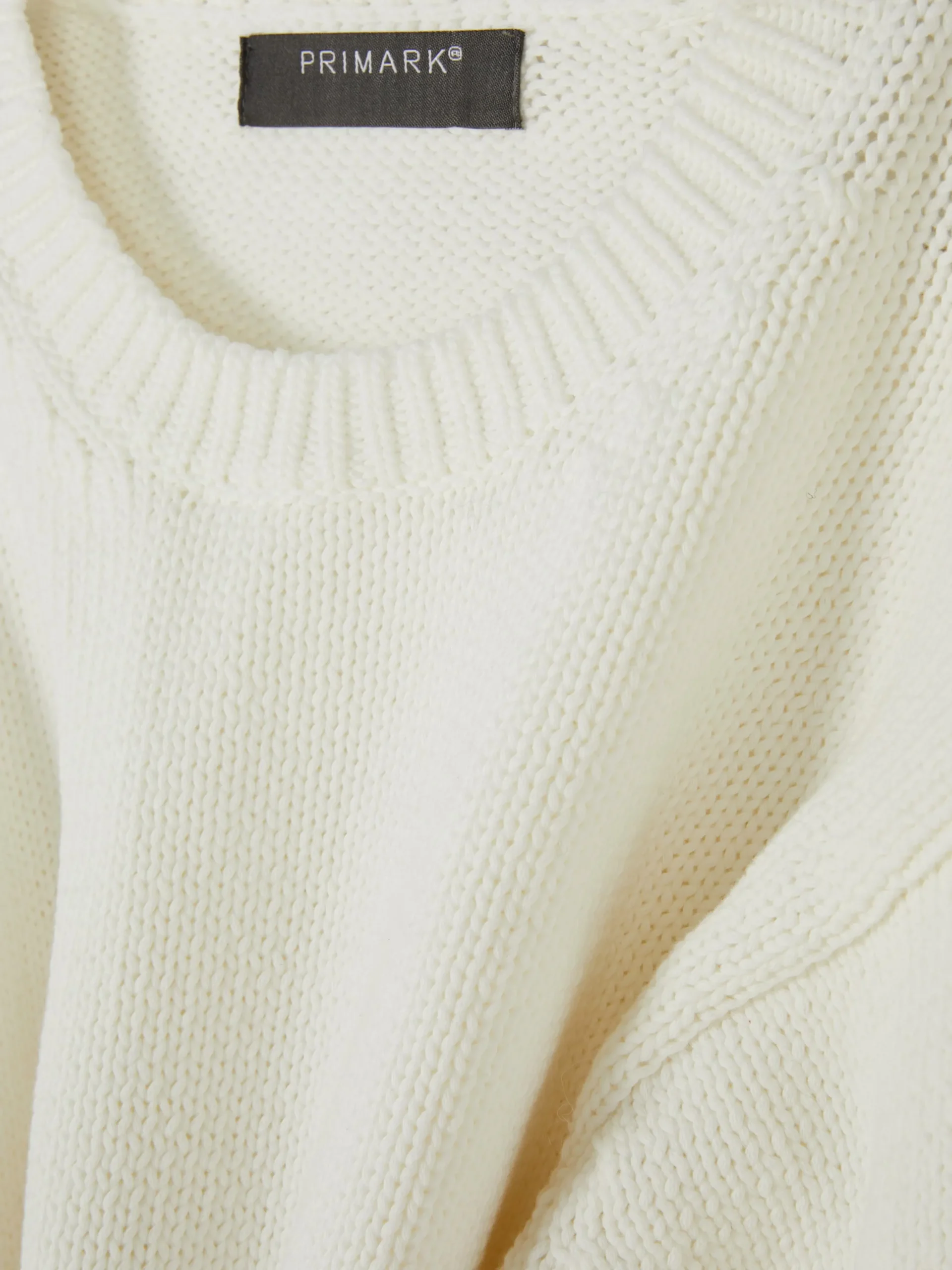 Camisola Malha Gola Redonda