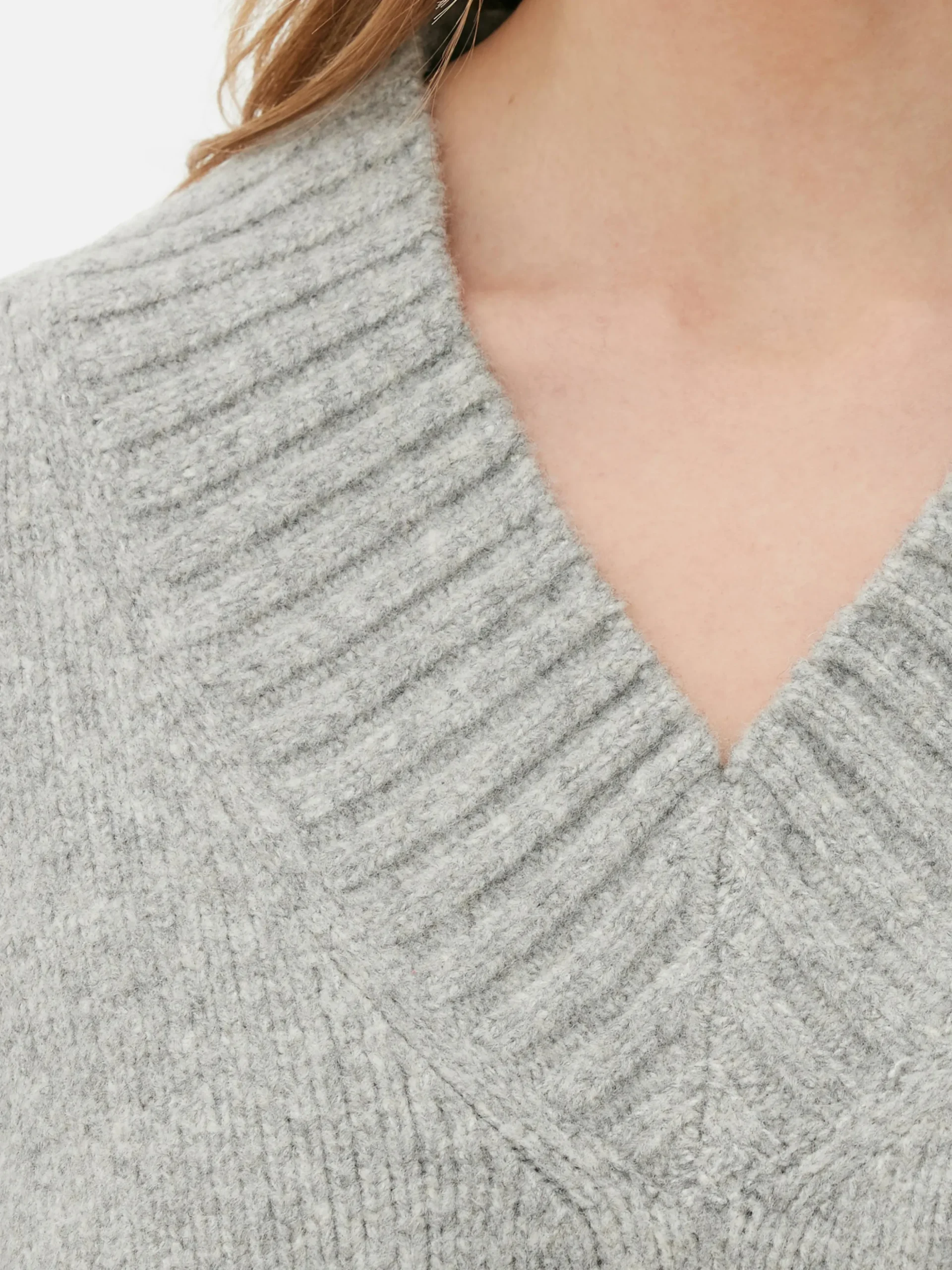 Camisola Malha Grossa Decote V