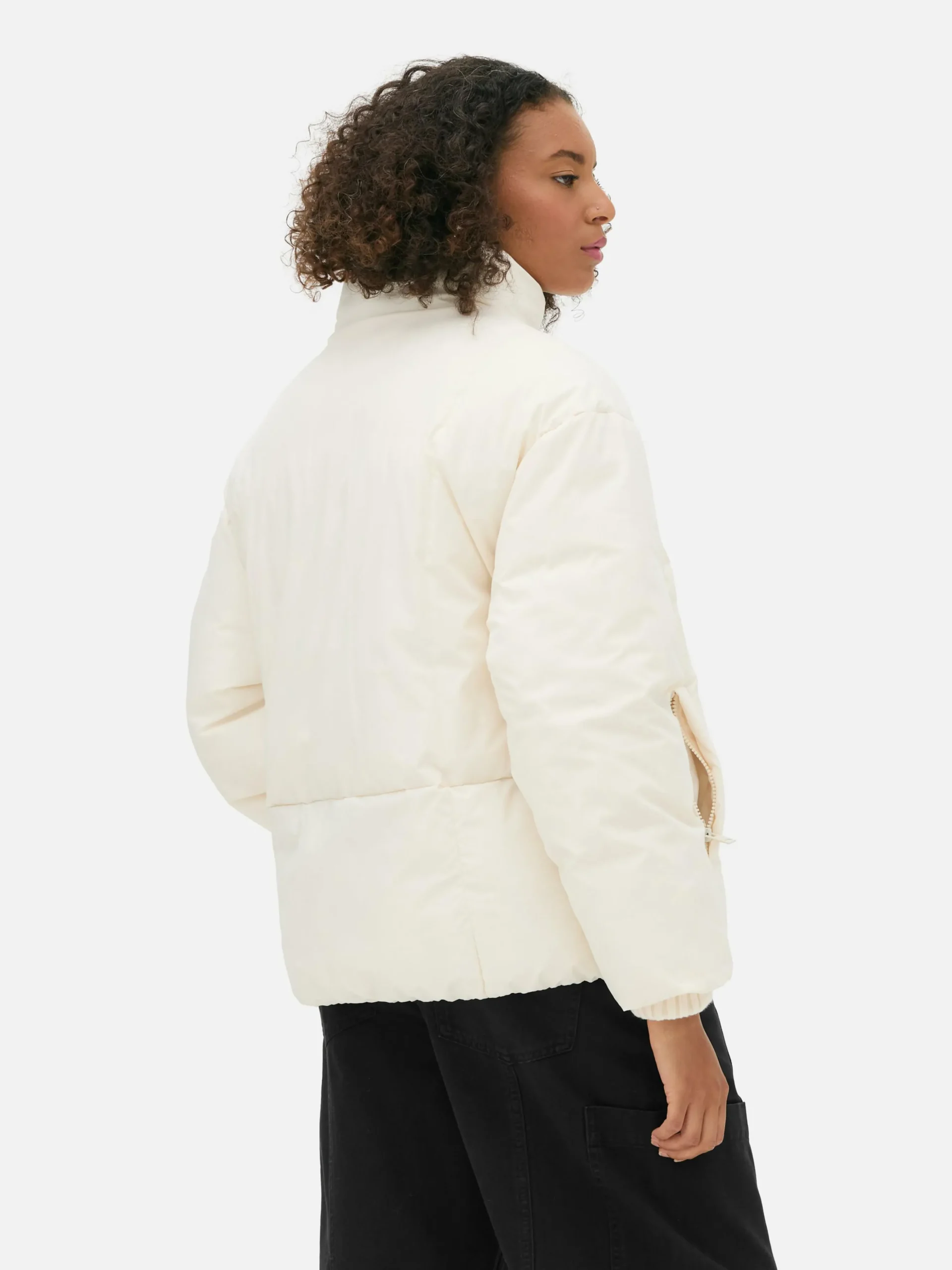 Casaco Acolchoado Gola Funil