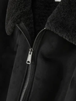 Casaco Imitação Camurça Colarinho Pelo Sintético