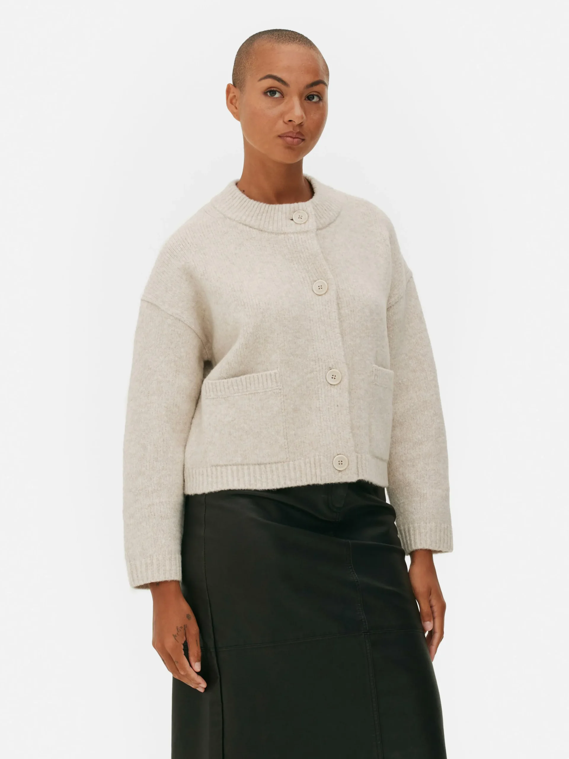 Casaco Malha Folgado Botões Frente