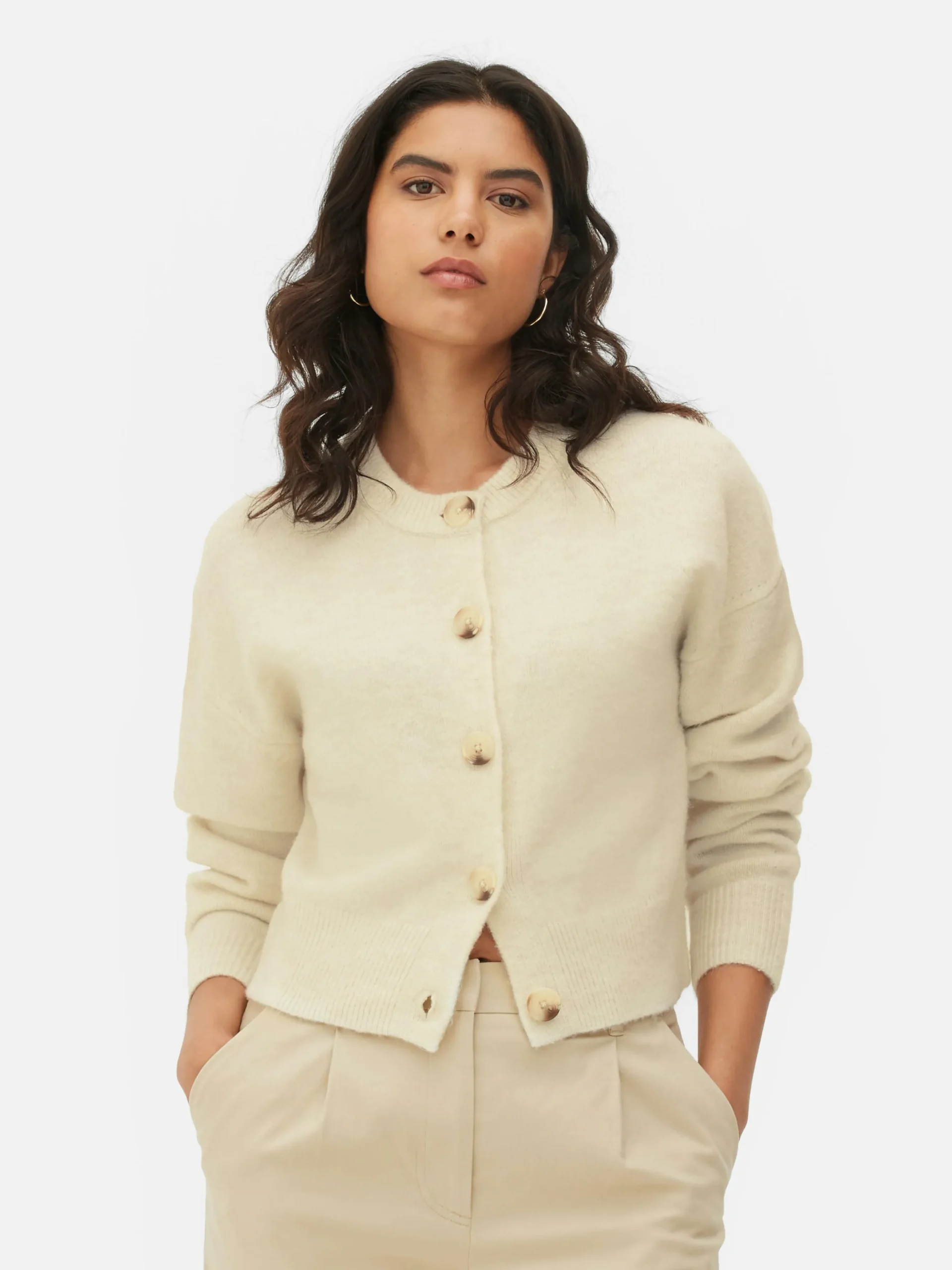 Casaco Malha Gola Redonda Botões