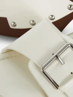 Chinelos Tipo Socas Tacão Rita Ora