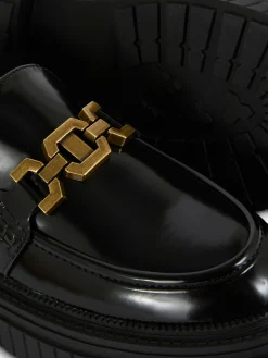 Loafers Sola Grossa Detalhe Corrente