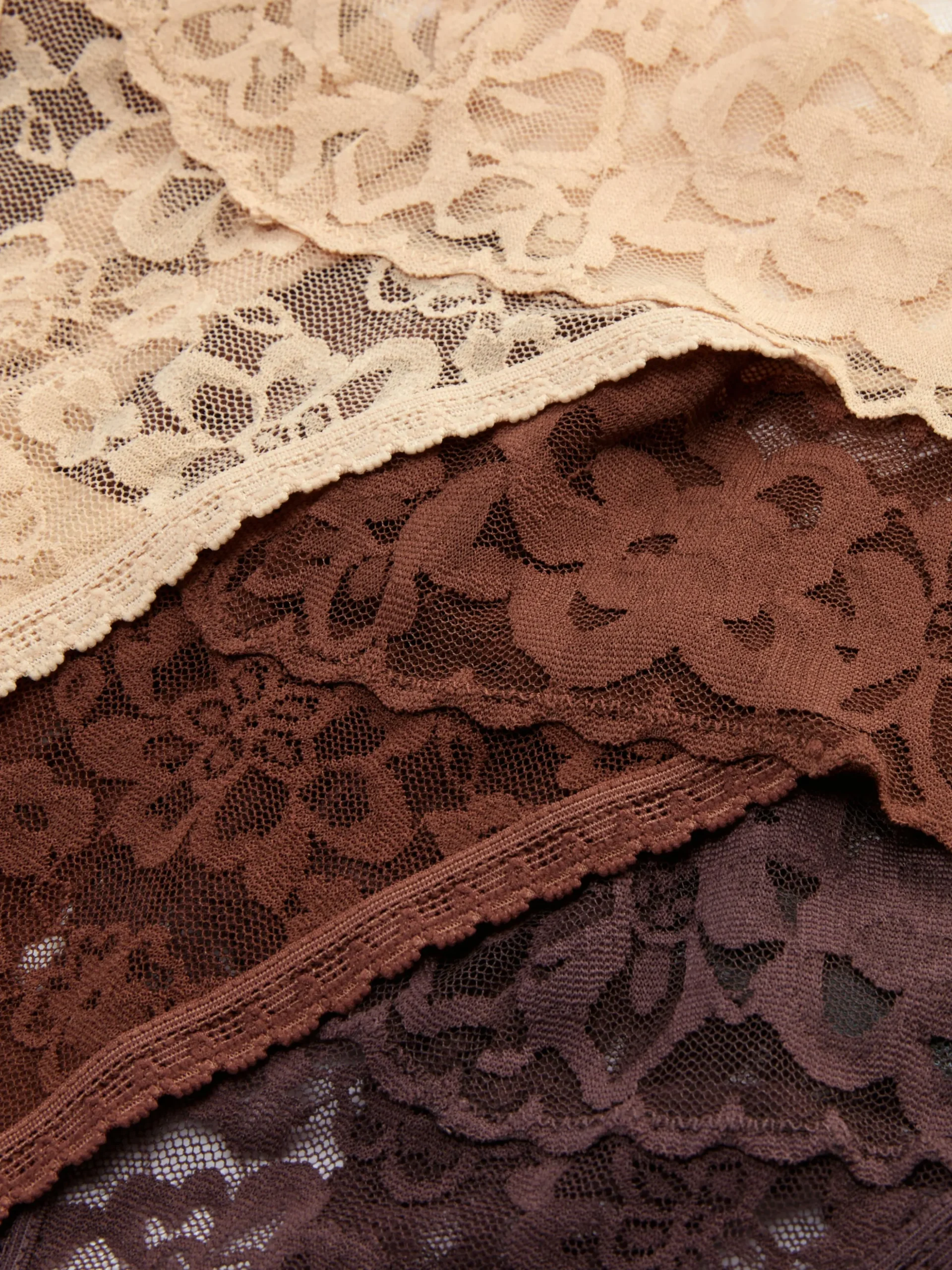 Pack 3 Tangas Renda Padrão Floral Tonais