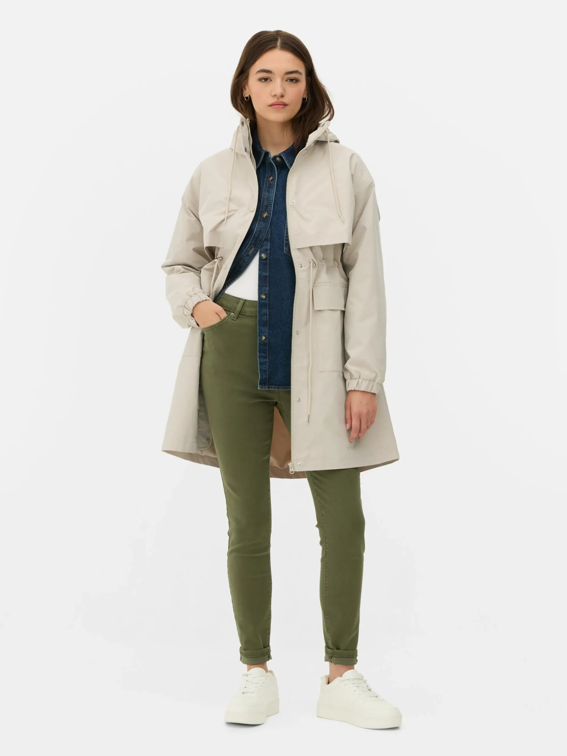 Parka Impermeável Com Cordão