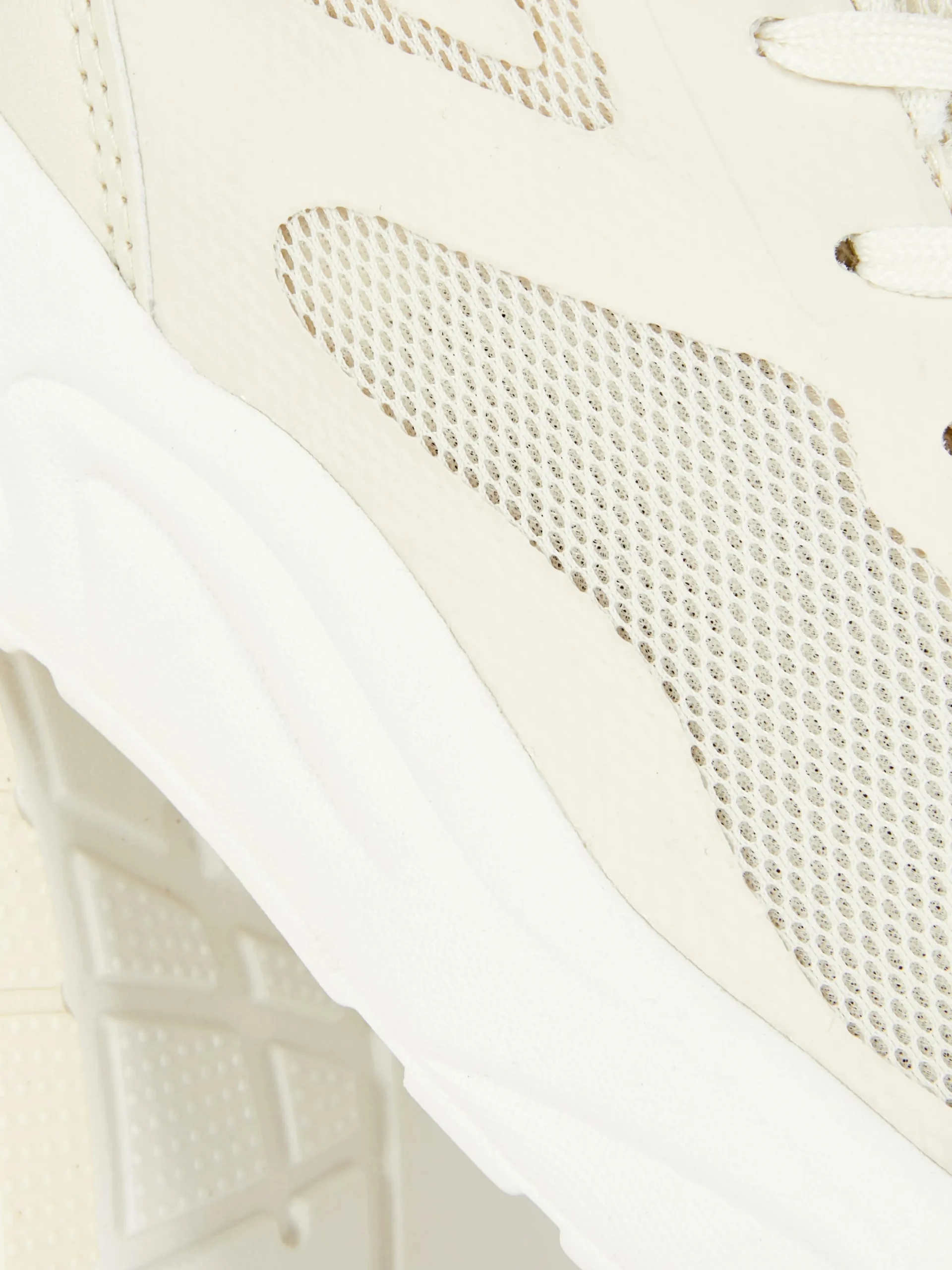 Ténis Cano Baixo Painéis Sola Grossa