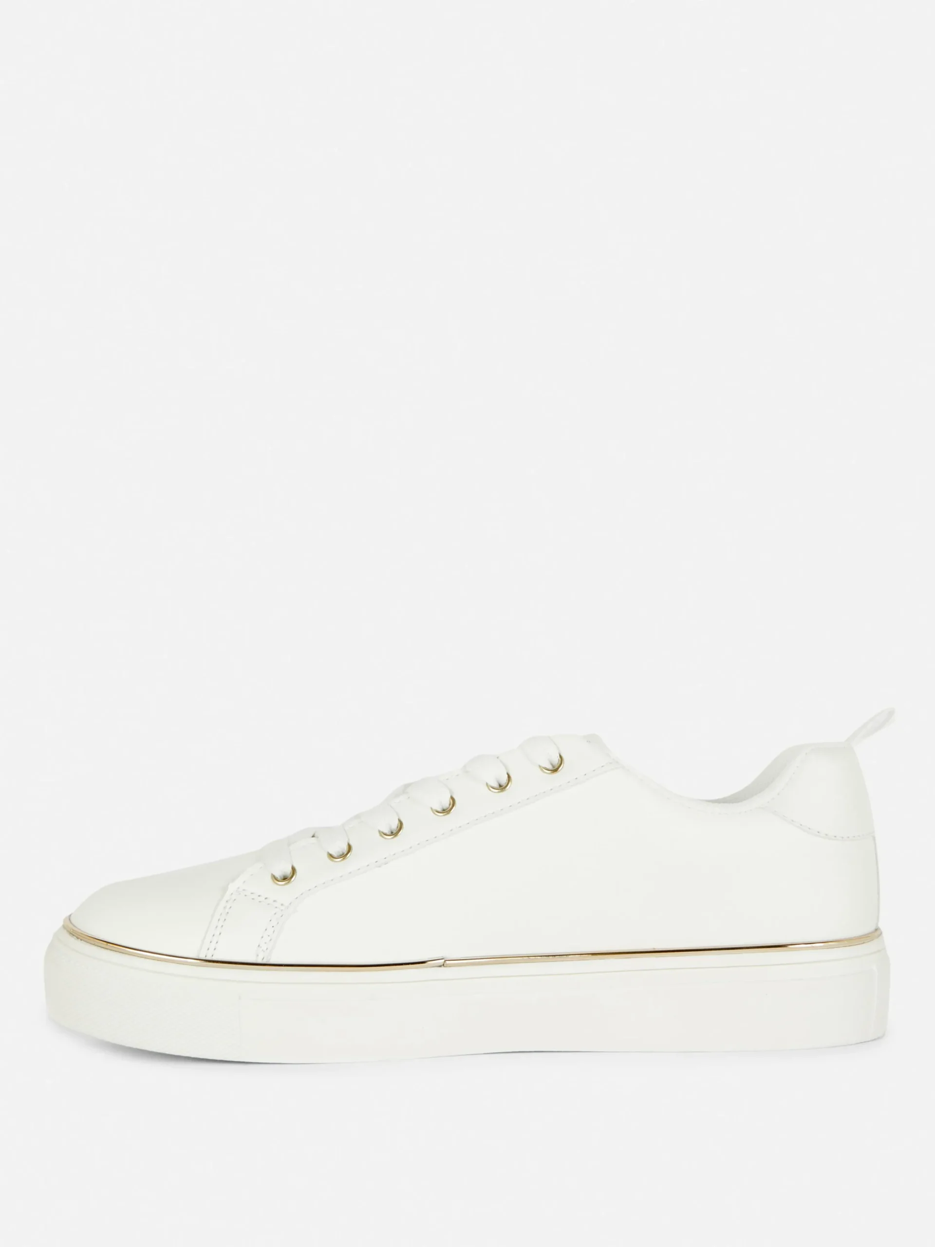 Ténis Sola Grossa Tachas Brilhantes