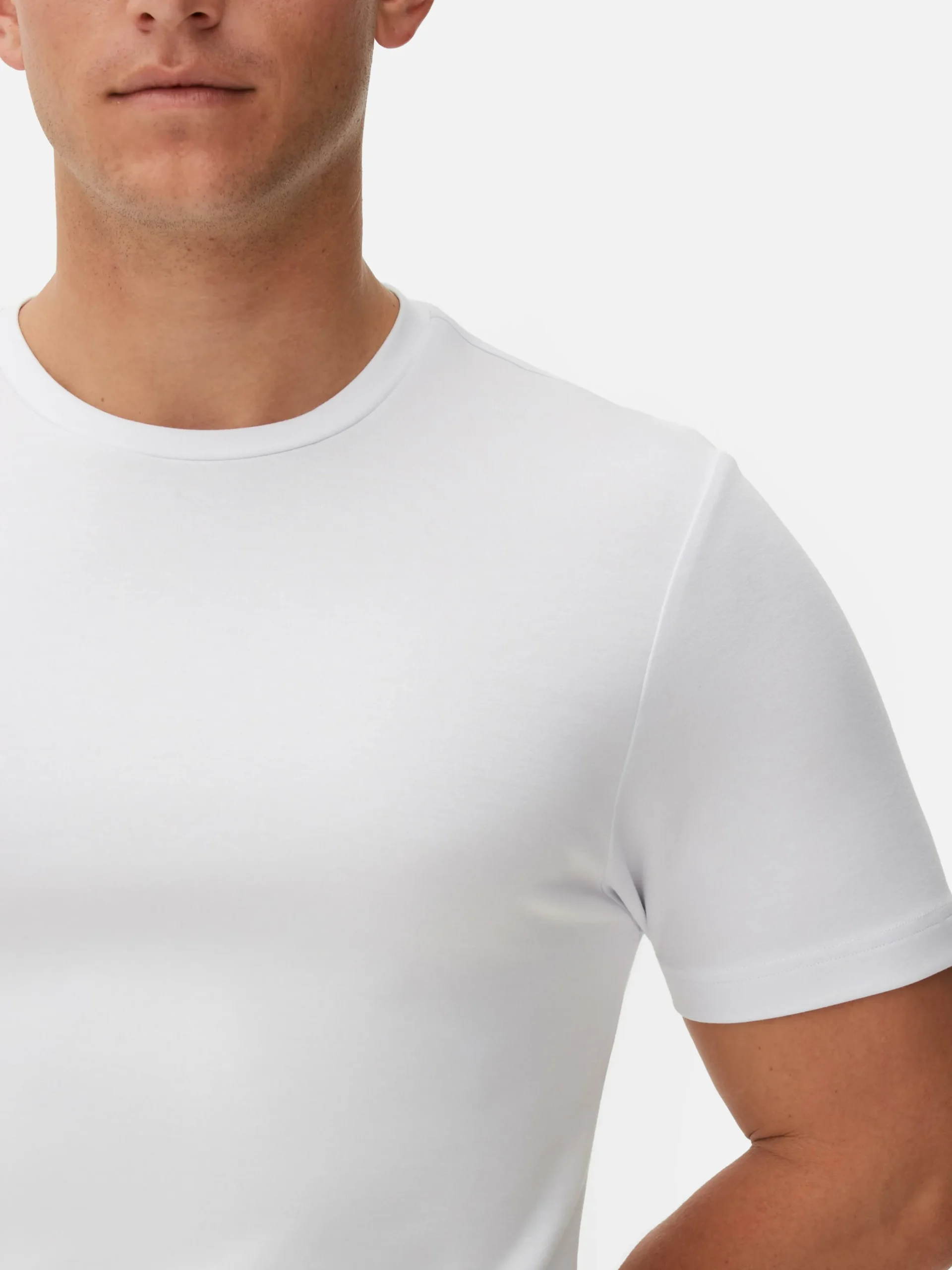 T-shirt Decote Redondo Kem