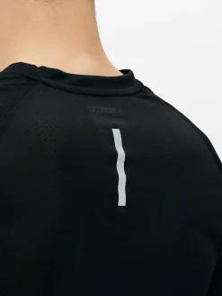 T-shirt Desempenho Gola Redonda