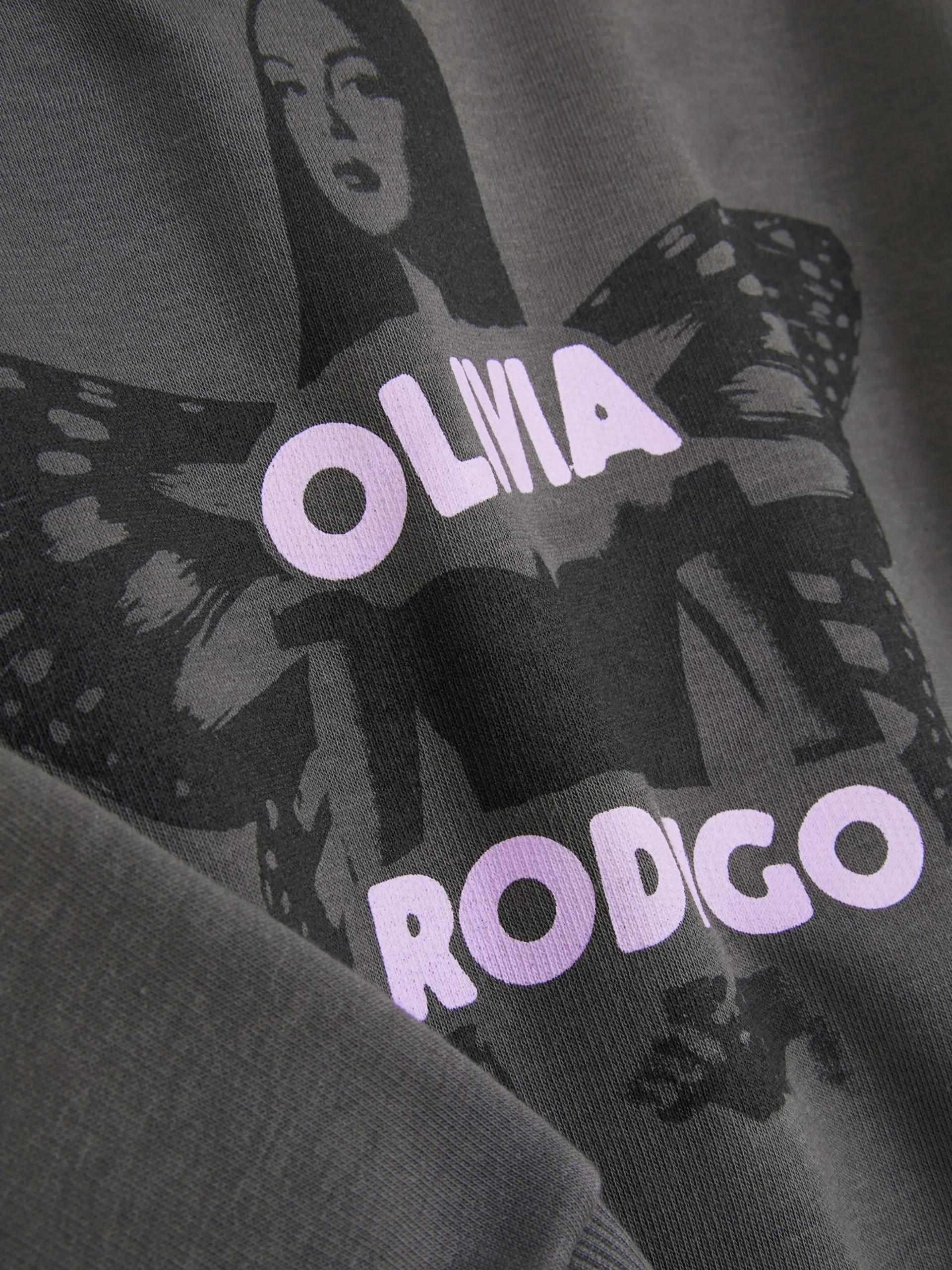 T-shirt Gráfica Olivia Rodrigo