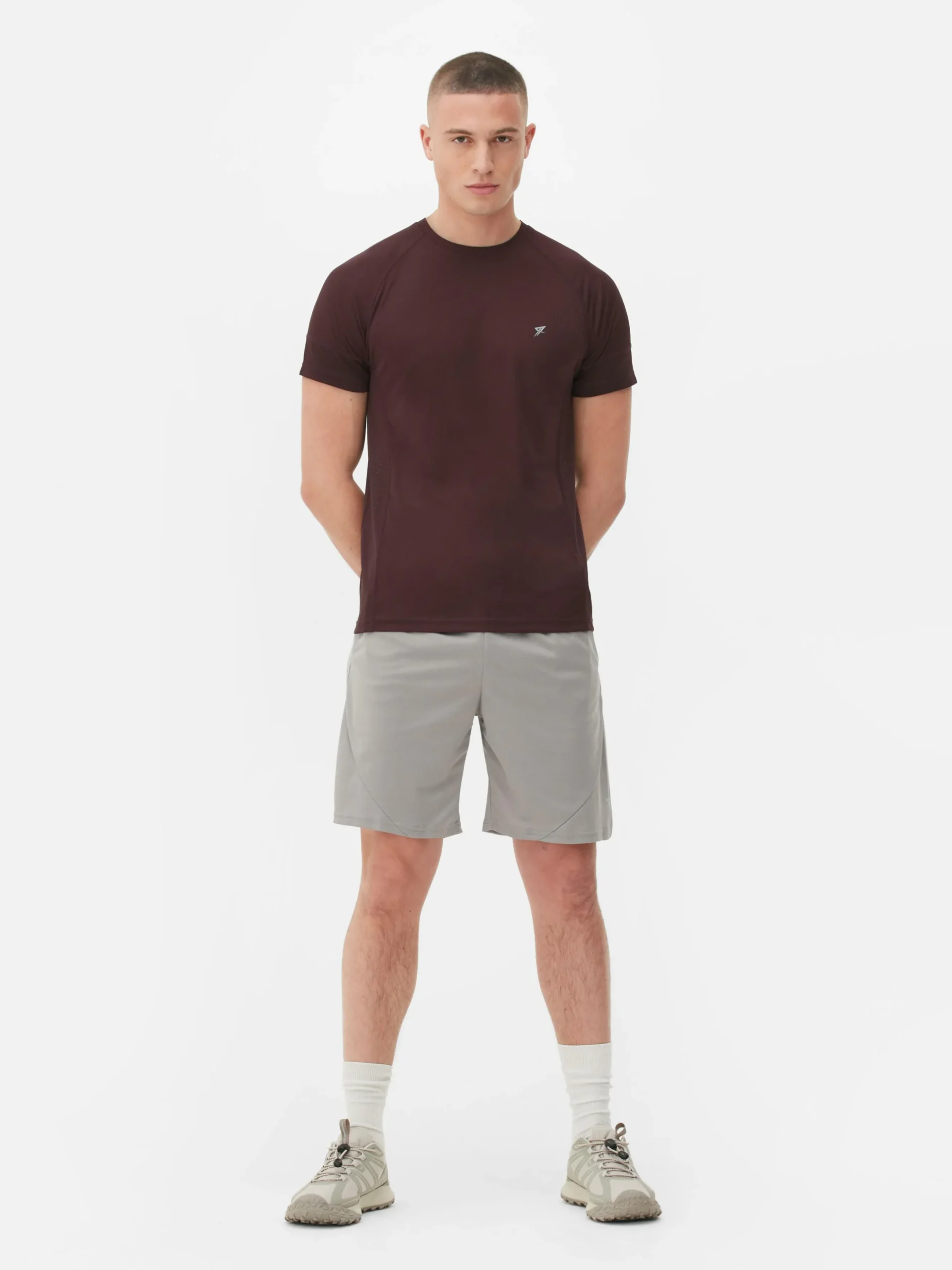 T-shirt Manga Curta Desempenho