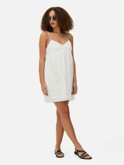 Vestido Mini Alças Bordado Inglês